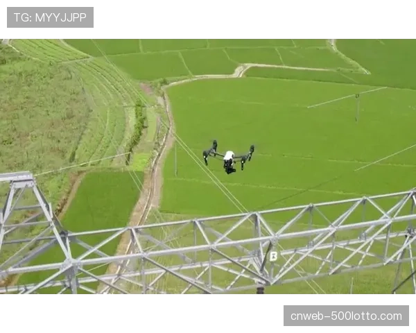 科技应用：欧冠首次测试球场内无人机航拍直播镜头